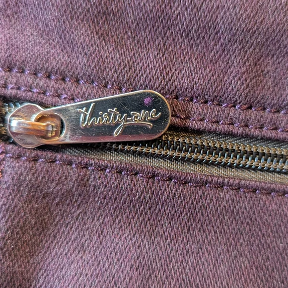 Ladies Thirty One Crossbody Plum Bag/Purse - Picture 3 of 12
